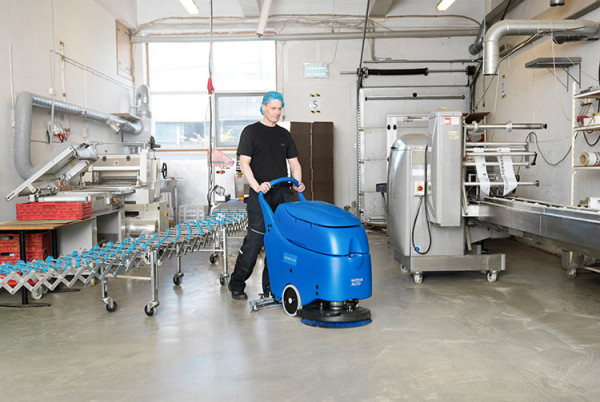 Nilfisk Scheuersaugmaschine SCRUBTEC 453 B COMBI