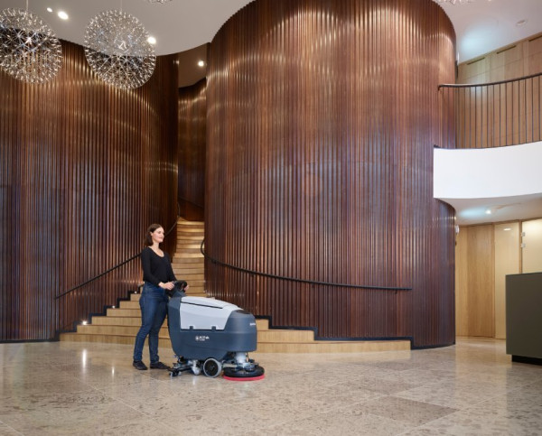 Nilfisk Scheuersaugmaschine SC401 - Anwendung 07