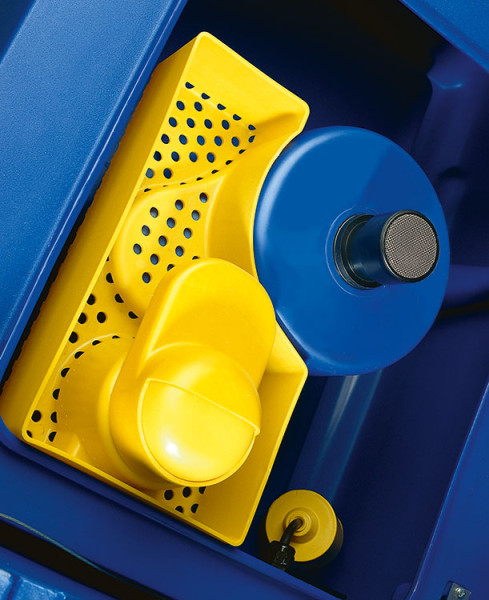 SCRUBTEC 871 offen