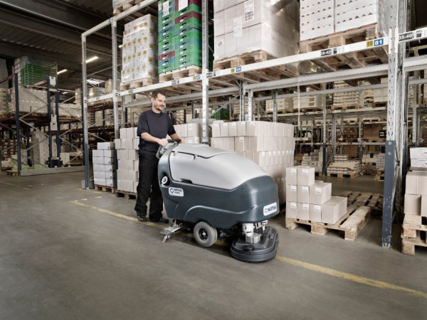 Nilfisk Scheuersaugmaschine SC800 - 04