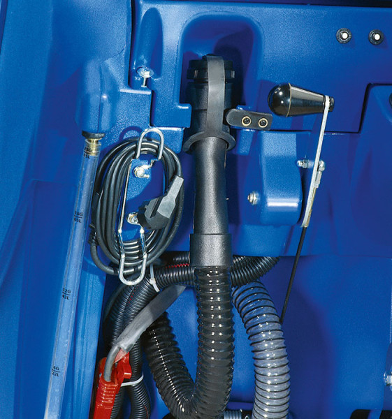 SCRUBTEC 871 offen