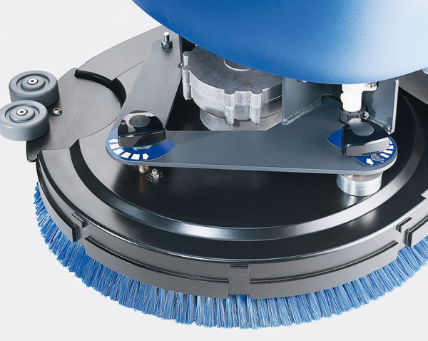 SCRUBTEC 653 BL Combi Bürste