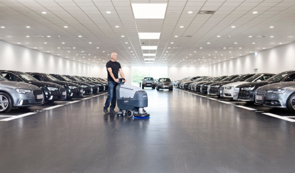 Nilfisk Scheuersaugmaschine SC401 - Anwendung 09