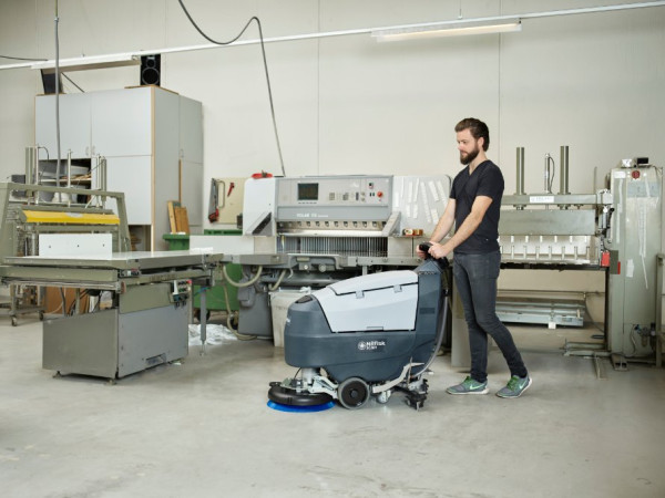 Nilfisk Scheuersaugmaschine SC401 - Anwendung 04