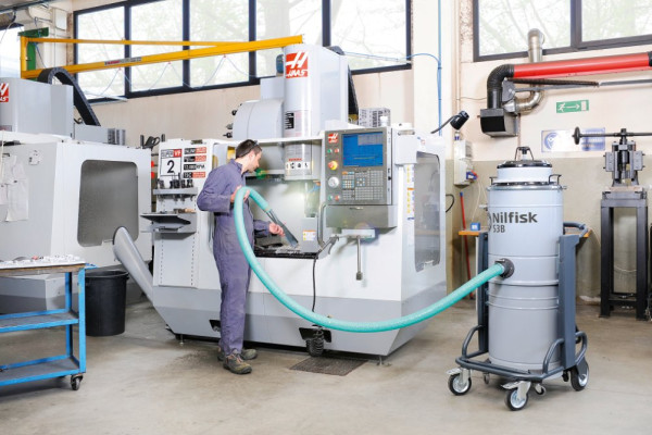Nilffisk Industriesauger S3B L100 L GV CC - Anwendung 01